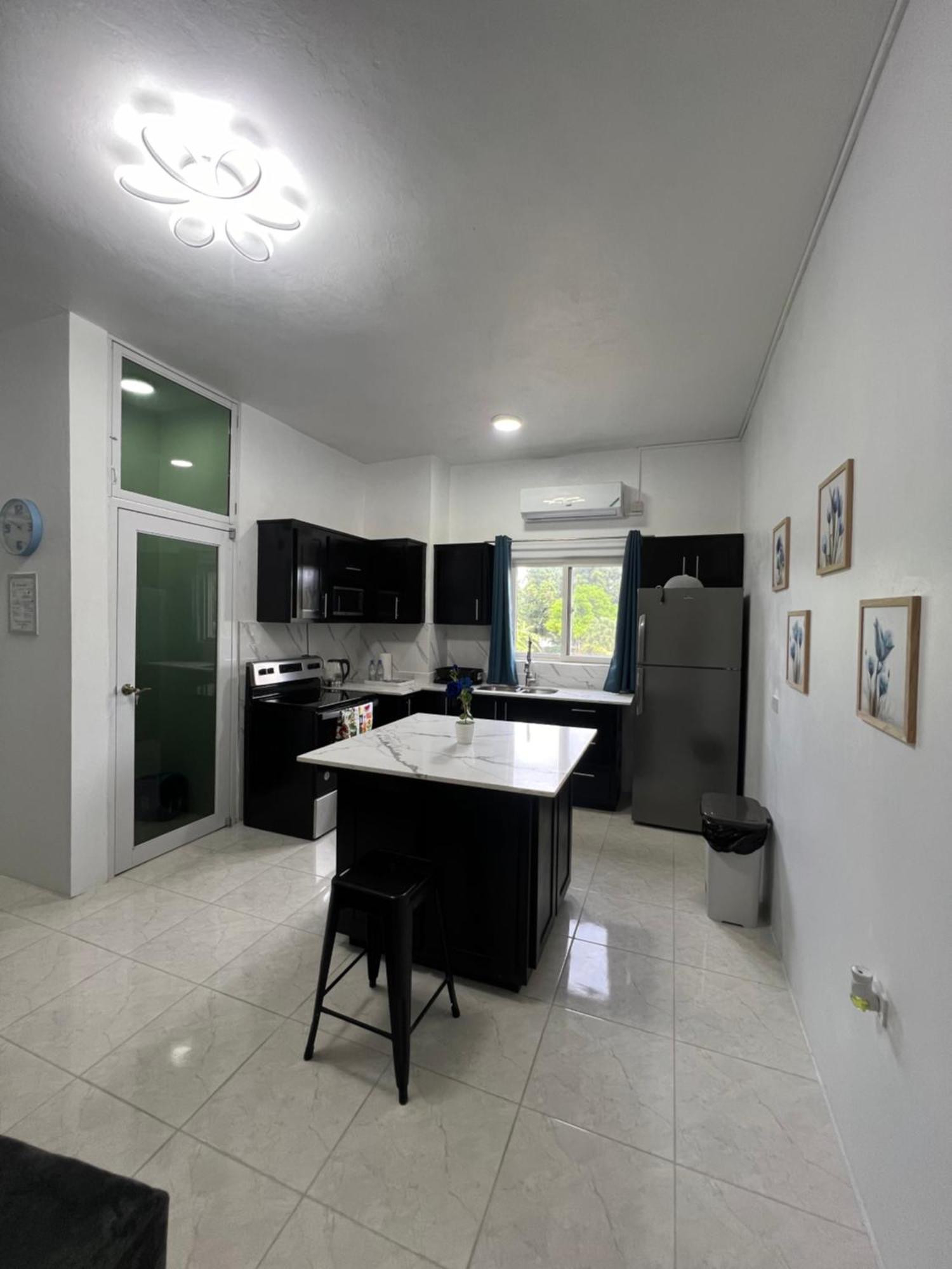 Luxury Apartments At Case De Coco, Ocho Rios Jamaica Номер фото
